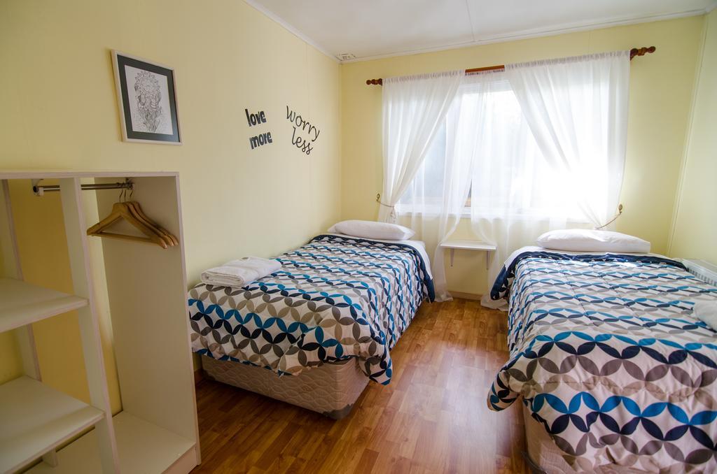 Smile Patagonia (Adults Only) Hotel Пуерто Наталес Екстериор снимка
